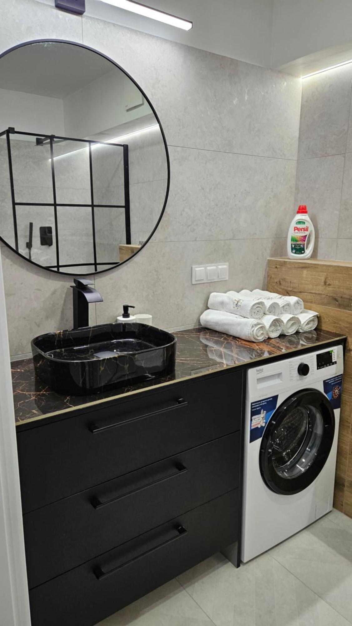 Apartament Bulgarska 59 - Sypialnia I Salon - 40M2 - Self Check In 24H Poznan Exterior photo